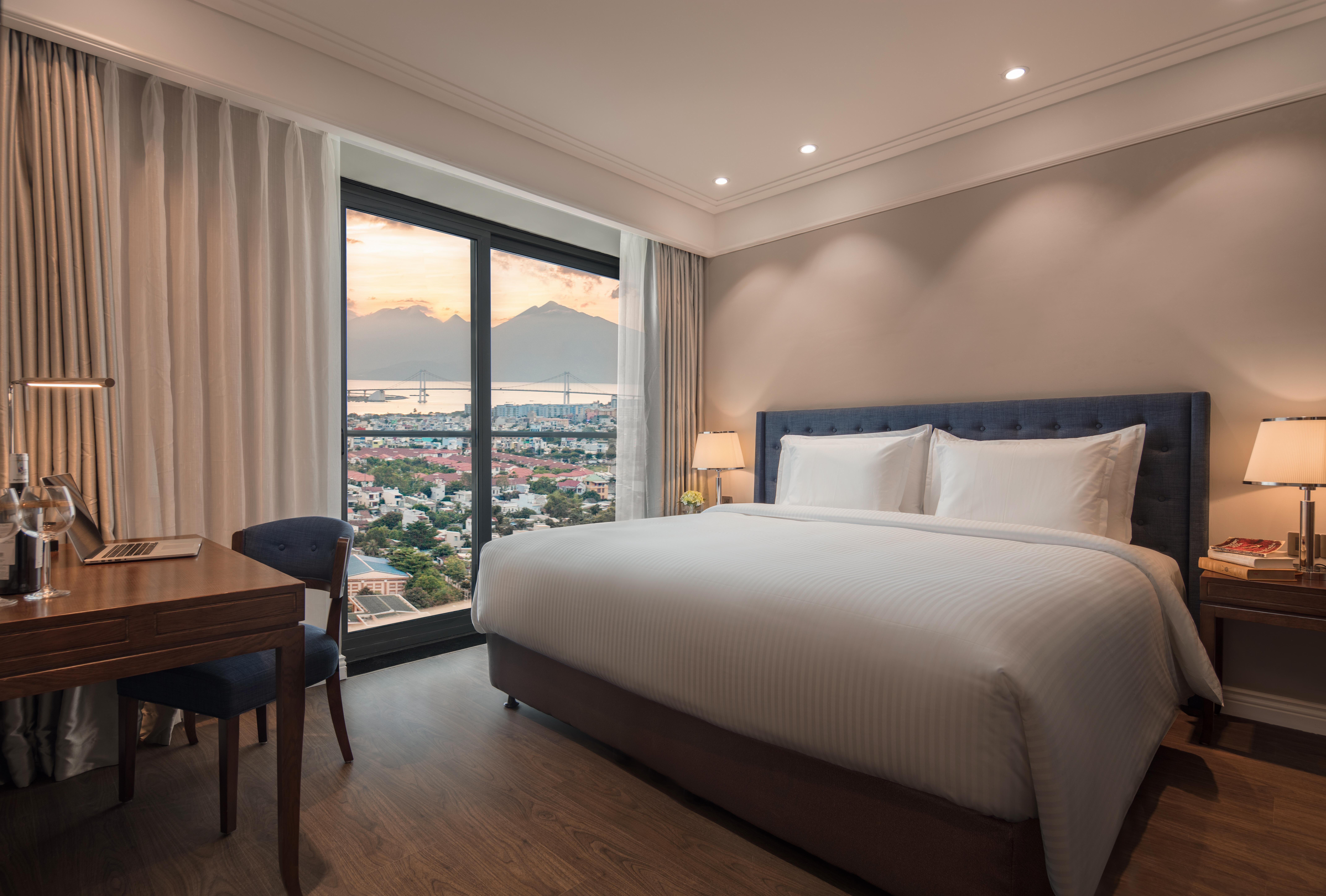 Altara Suites Da Nang By Ahg Extérieur photo