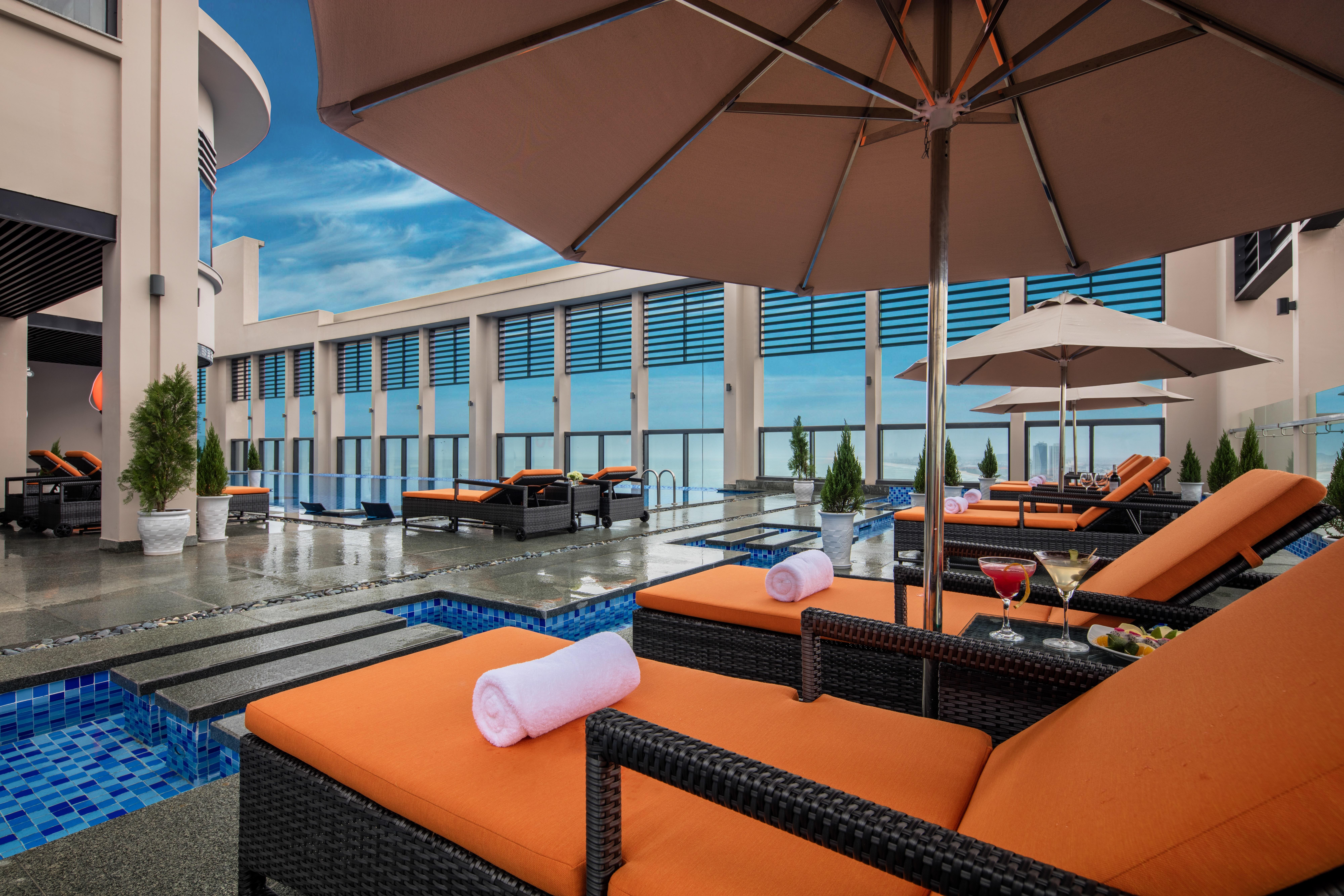Altara Suites Da Nang By Ahg Extérieur photo