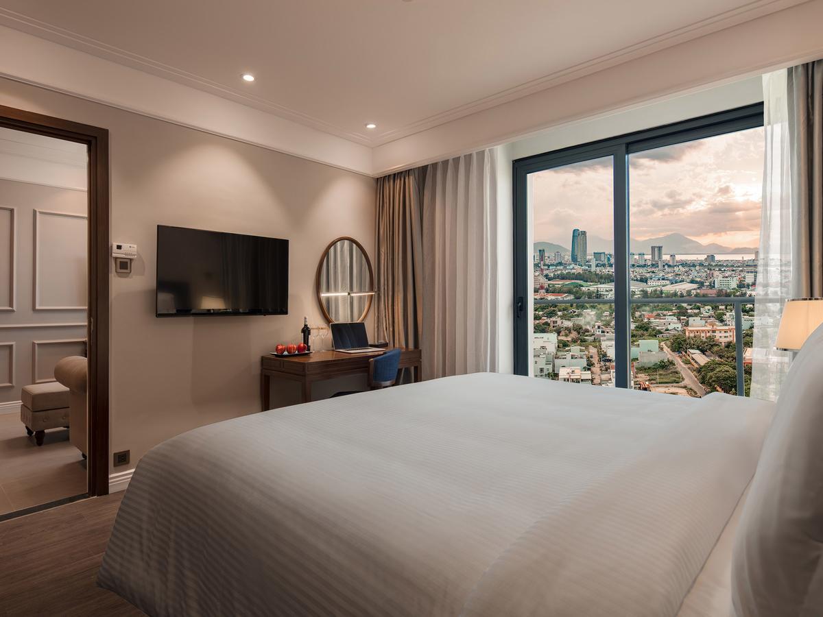 Altara Suites Da Nang By Ahg Extérieur photo